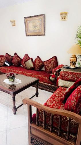 Quartier Bettana Apartment | شقه Panorama فاخره بثلاث غرف Three-room دورين على البحر ذات منظر خلاب