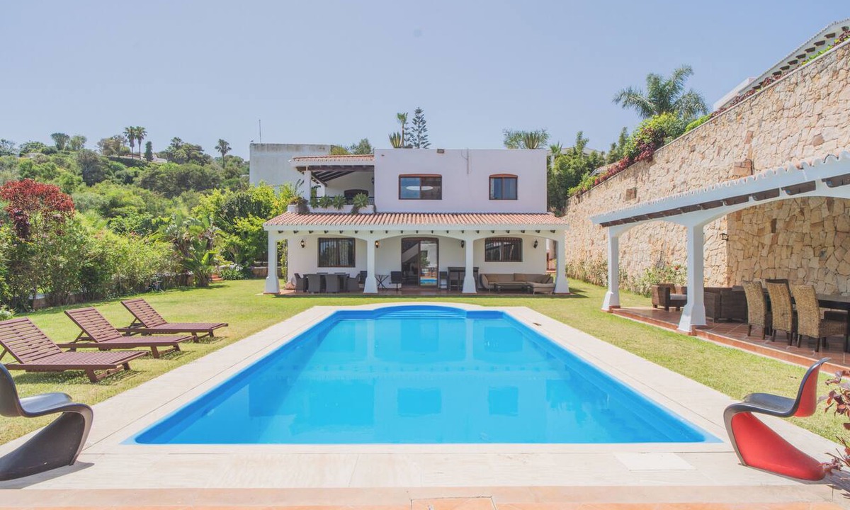 M'diq Villa | 4-bedroom villa, private mountain setting with large garden, pool, and sea view.