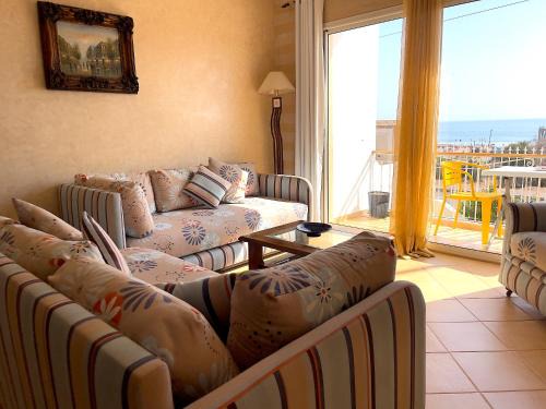 Imi Ouaddar Apartment | A3 Bel appartement vue mer a 300m de la plage