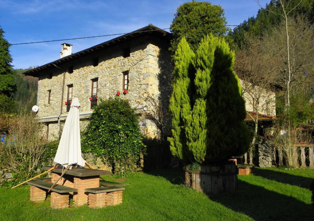Errezil House | Agroturismo Izarre