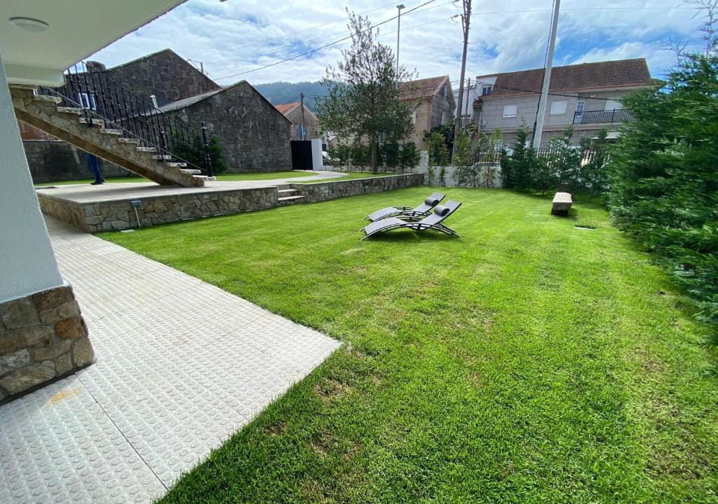 Bueu Apartment | Apartamentos Turisticos Costa Celeiro: Portomaior, Agrelo, Covelo Lapamán