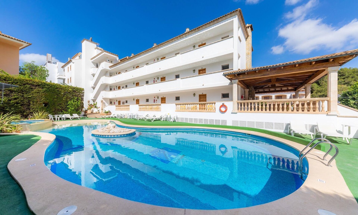 Canyamel Apartment | Apartment Close to the Beach with Pool Access, Private Terrace, Air Conditioning and Wi-Fi
