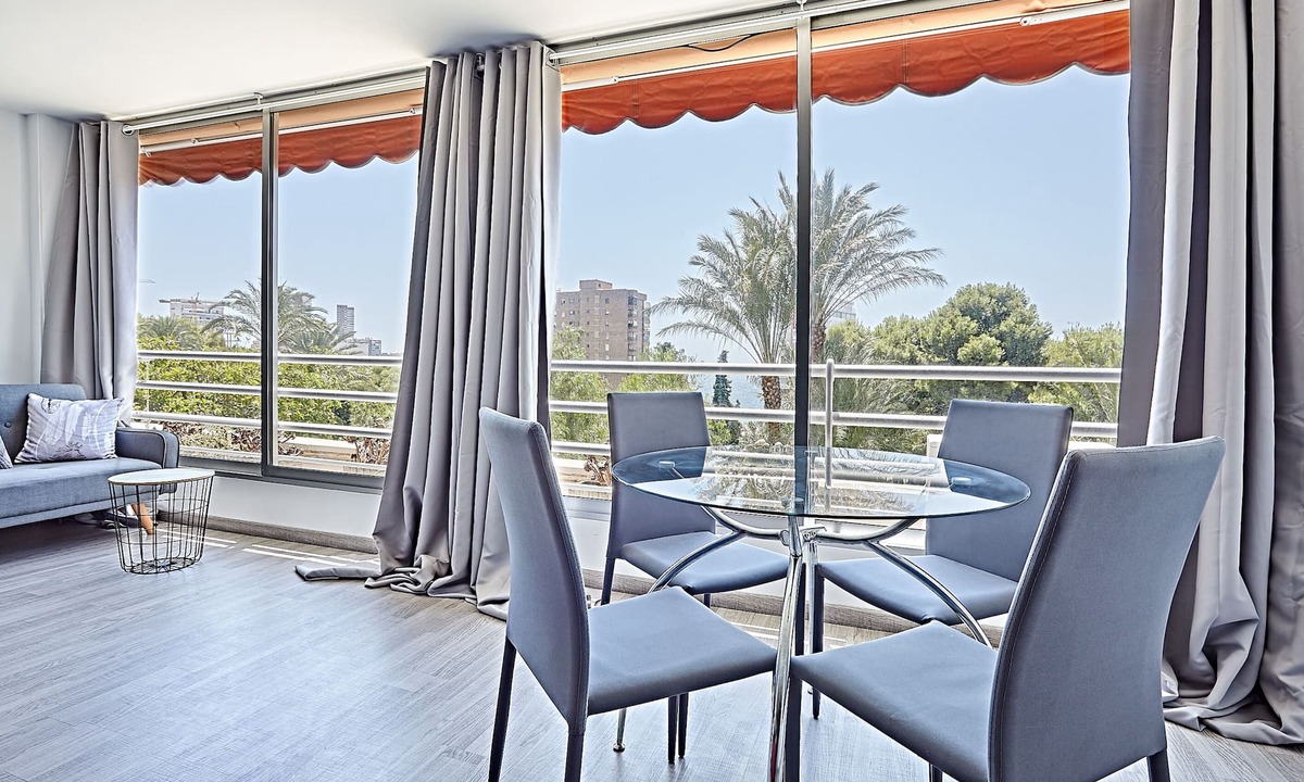 L'Albufereta Apartment | APARTMENT SEA VIEWS AND PRECIOUS GARDEN IN ALICANTE