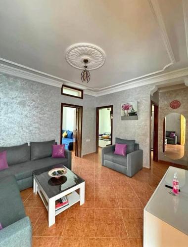 Miramar Apartment | Apparemment familiale