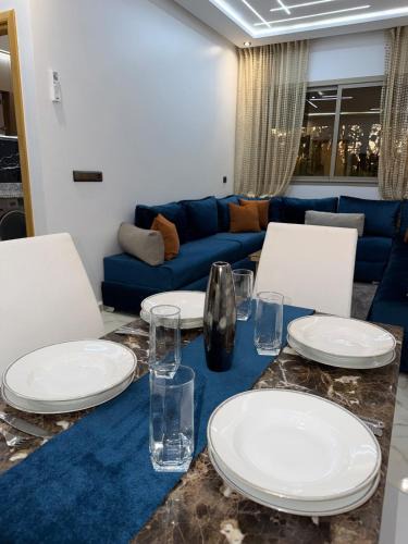 Azrou Apartment | Appartement 3 chambres, Clim, wifi, Netflix, cuisine équipée
