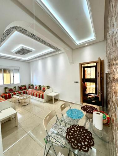 Hjar Ennhal Apartment | Appartement dans résidence à 2 pas de la mer et parking