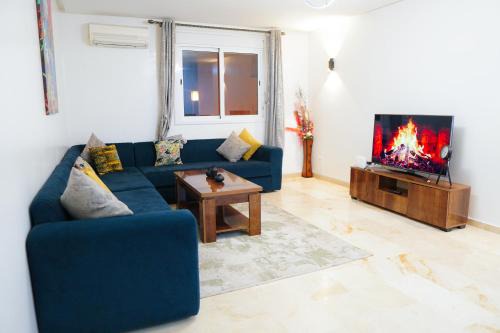 Tanja Balia Apartment | Appartement Moderne au 2e Etage - 2 Chambres, 2 Salles de Bain et Cuisine Americaine