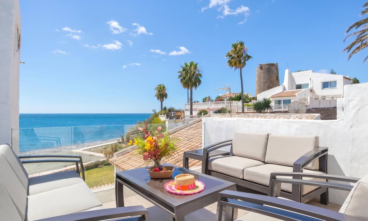 Bahia Dorada House | Bahia Dorada Beach Casita G27, Estepona, Spain