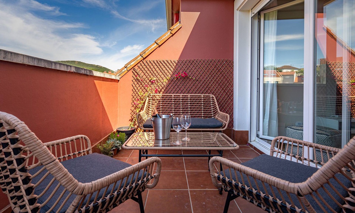 Vilagarcia de Arousa Apartment | Beatiful 3 bedroom apartment with swimming pool.