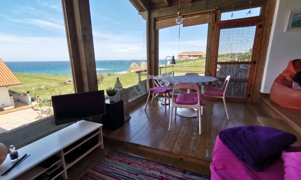 Liencres House | Beautiful House with garden on the beach of La Arnia with excellent sea views