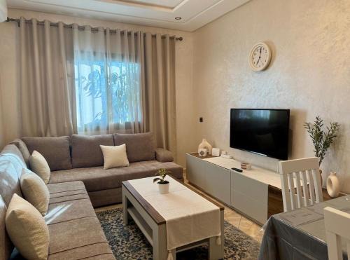 Chefchaouen Apartment | Bright and cozy apartment with balconies