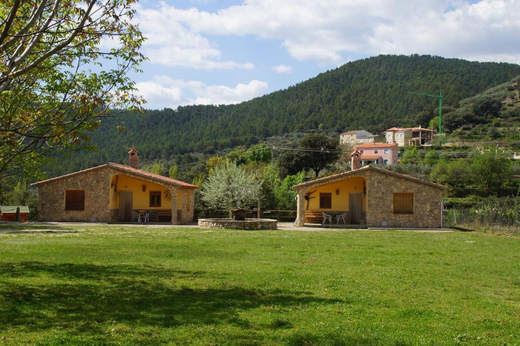 Yeste House | CABAÑAS ARGUELLITE