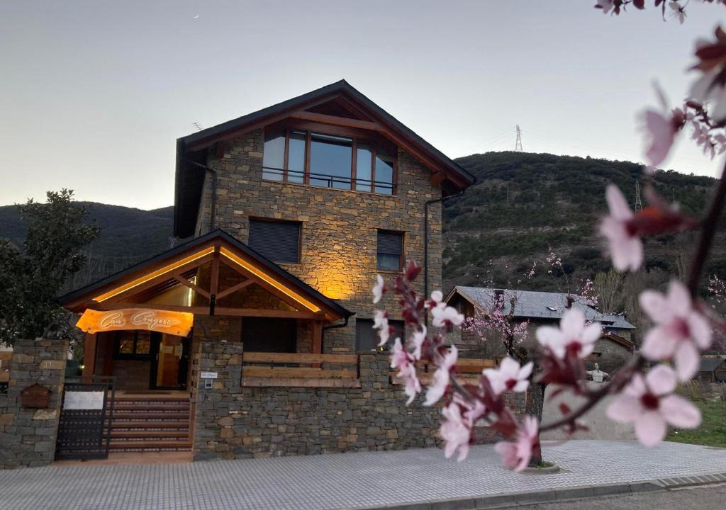 Montardit de Baix House | Can Congost