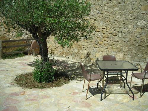 Forcall House | Cases Tonet