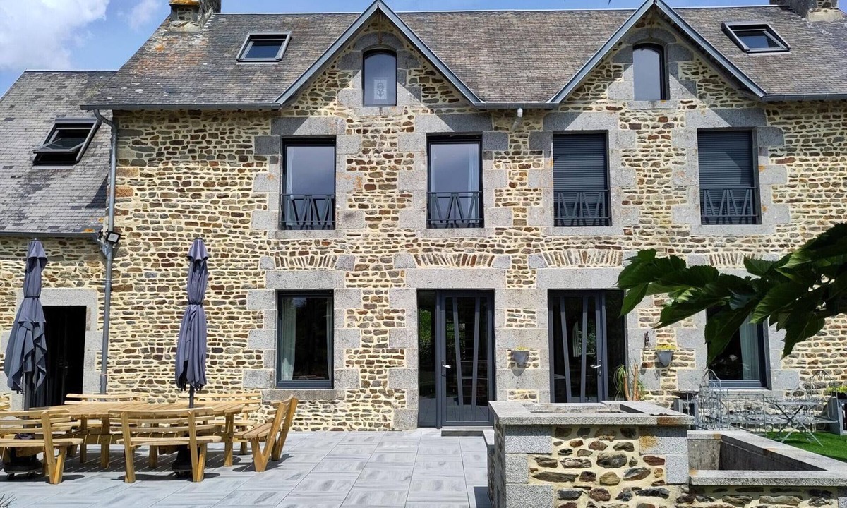 Dragey-Ronthon Cottage | Charming house with garden, near Mont Saint-Michel Bay