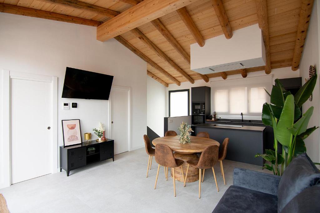 Alcaniz Apartment | Clotilde Centro