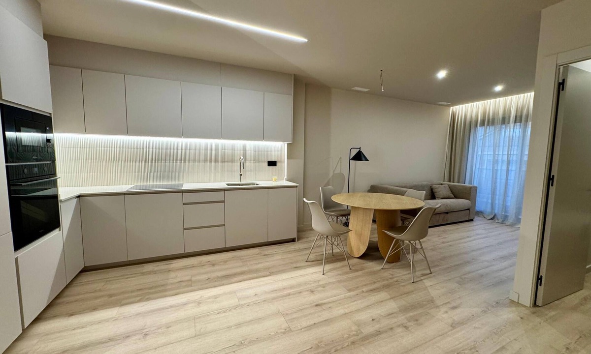 Santa Coloma de Gramenet Apartment | Comfortable and stylish apartment in the center