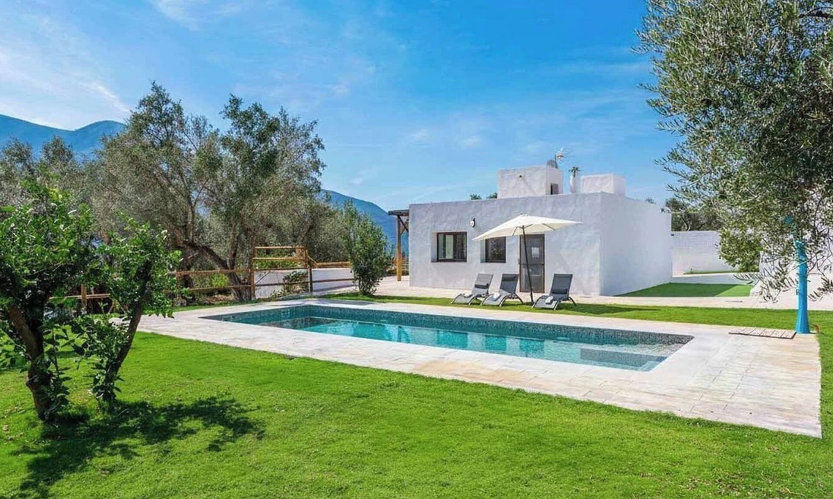 Orgiva Villa | Cortijo Villa Maroma Órgiva by Ruralidays