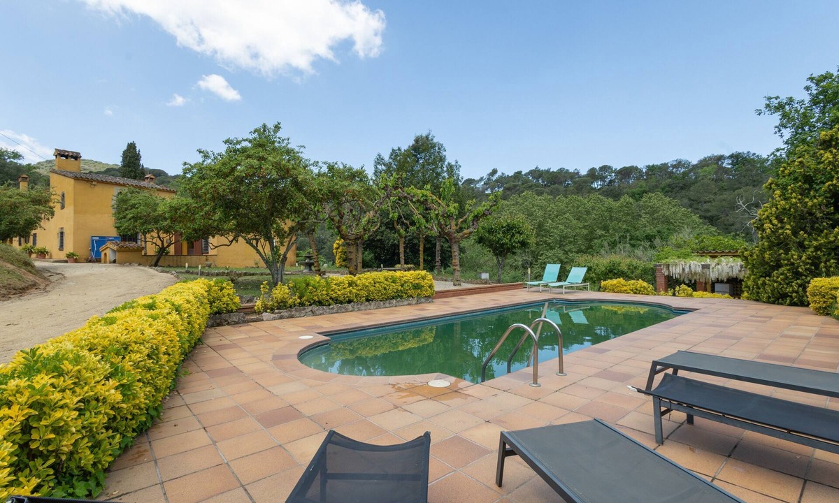 Canyamas Villa | Country House 'Can Marc' with Mountain View, Private Pool and Wi-Fi