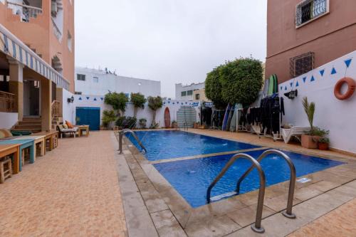 Tamraght Hotel | cozy room with swimming pool