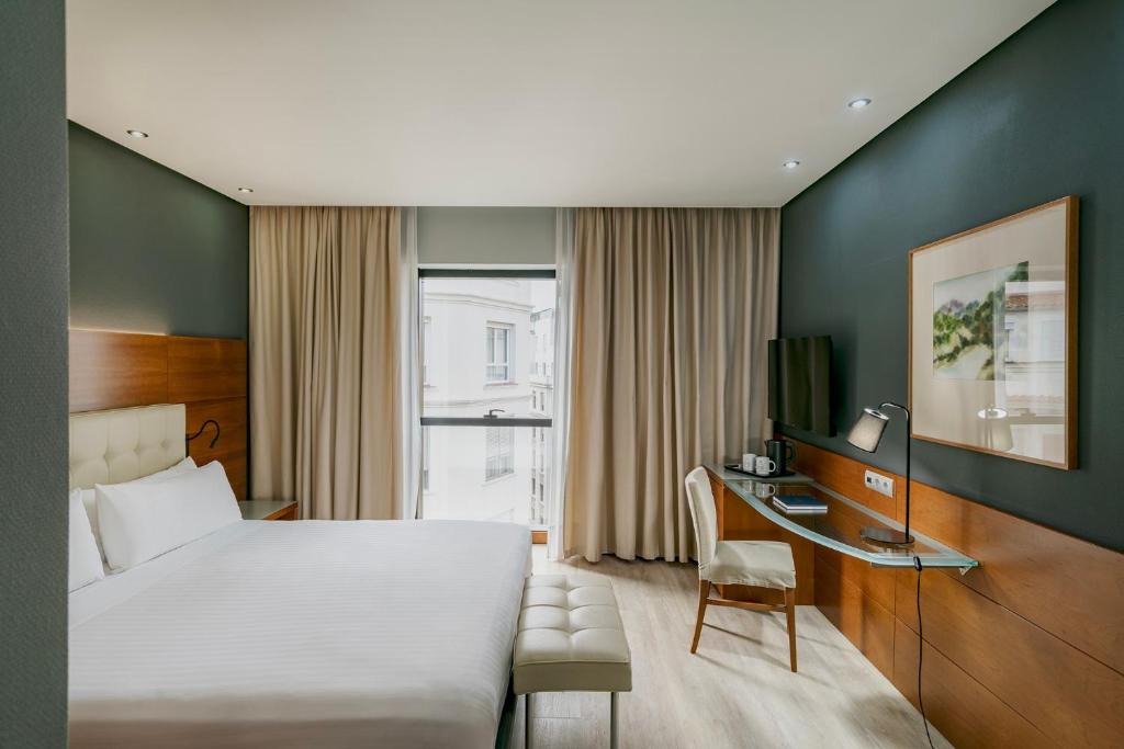 Santander City Centre Hotel | Dorma Coliseum