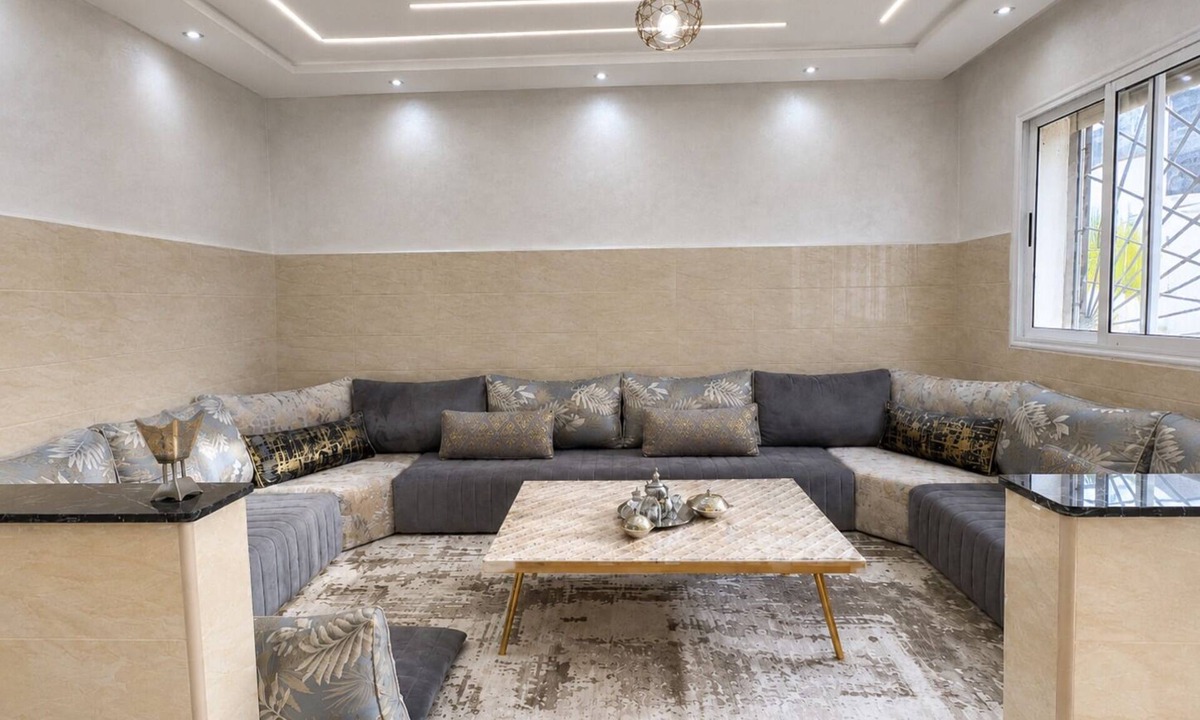 Dakhla House | Elegant Moroccan Home · Premium Concierge Service