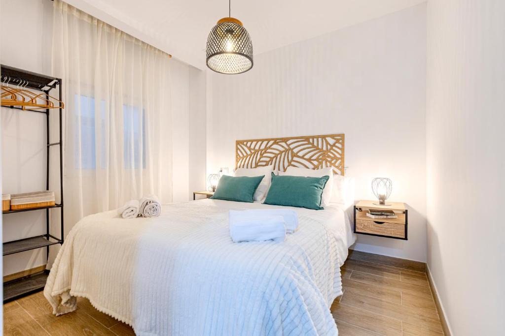 Ciudad Lineal Apartment | "Espacio Norma 2" 2 Hab & Chill Out en Las Ventas