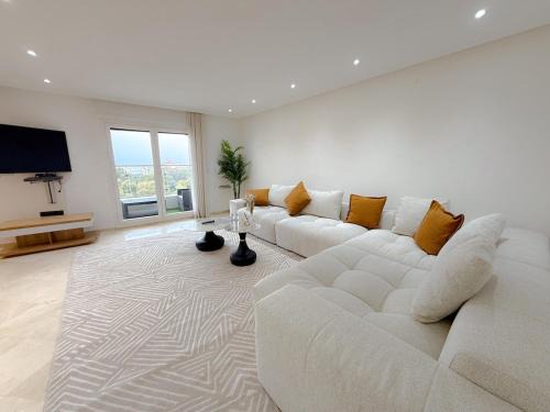 Malabata Apartment | Family 3BR Sea View Apart Prime Location