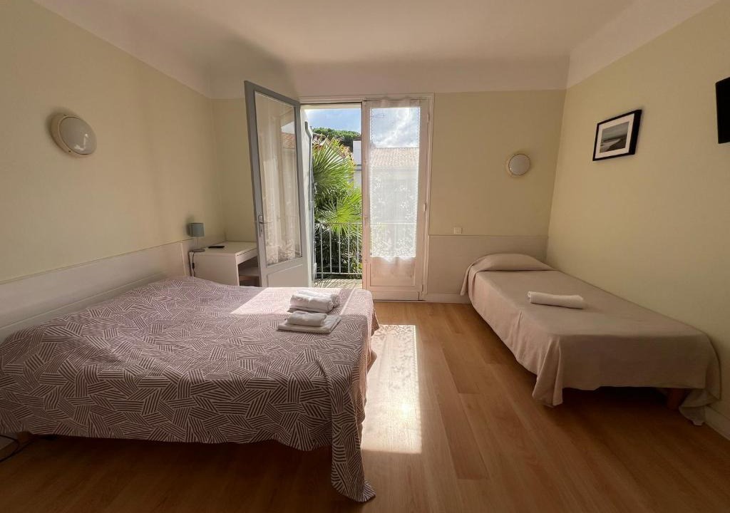 Capbreton Hotel | Hôtel La Pergola - centre ville