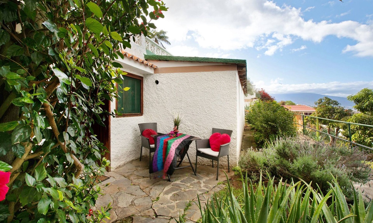 La Matanza de Acentejo Apartment | Holiday Apartment "Welcome In Paradise" with Sea View, Shared Pool & Wi-Fi