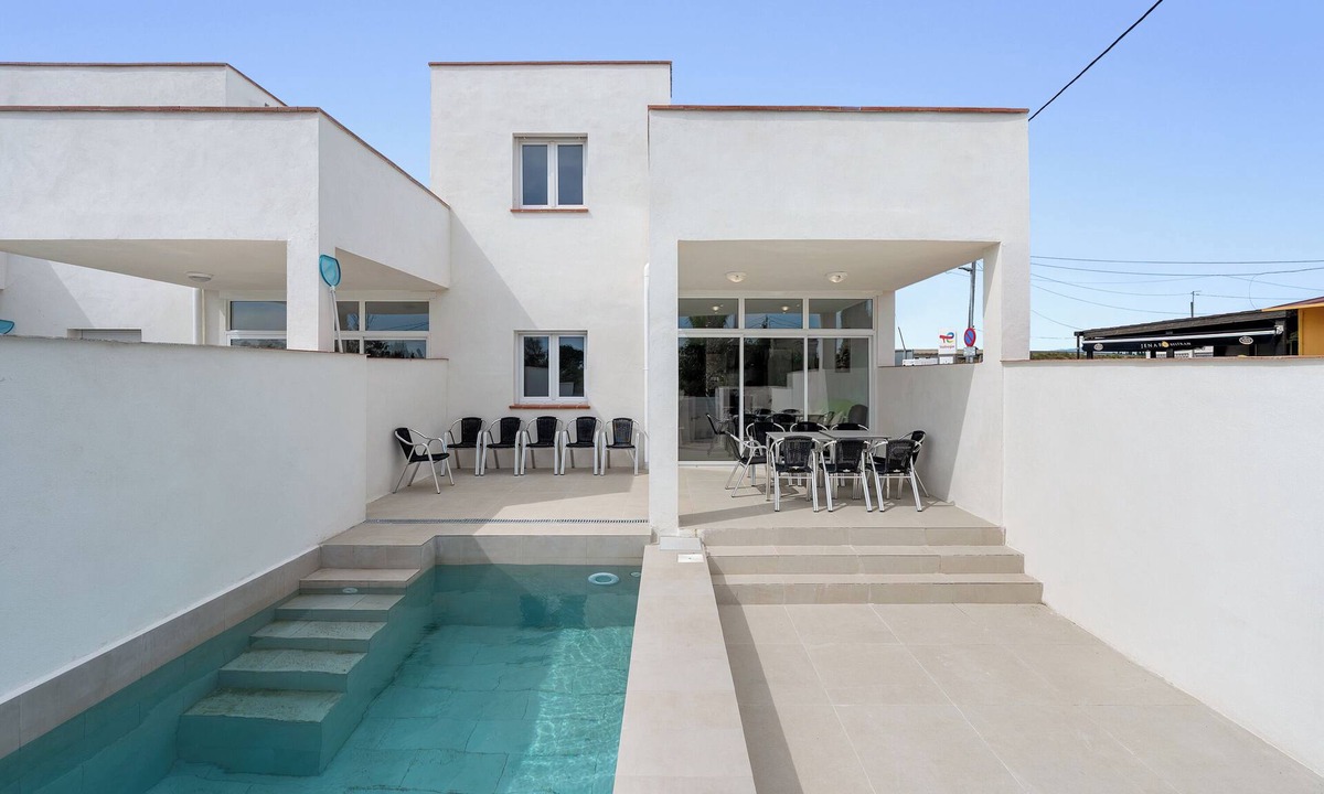 El Ligallo del Ganguil House | Holiday Home 'Eucaliptus' with Mountain View, Wi-Fi and Air Conditioning