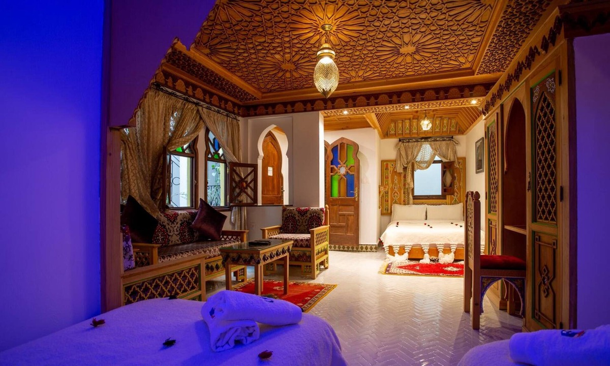 Medina of Chefchaouen Hotel | Hotel Dar Mounir