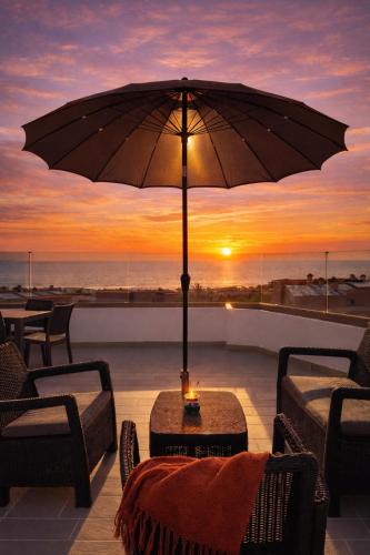 Imi Ouaddar Villa | Imi Villa with 4 Apartments Walk to Beach&Rooftop