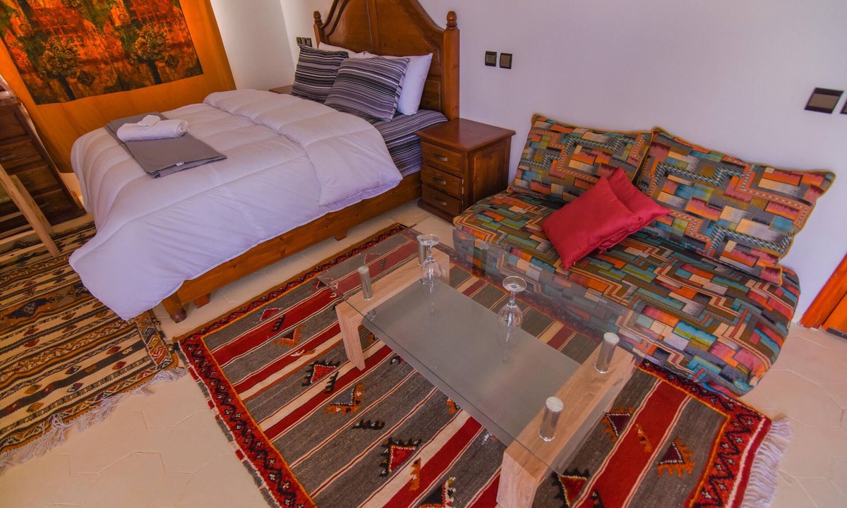 El Bour Bed & Breakfast | Kasbah Roseville