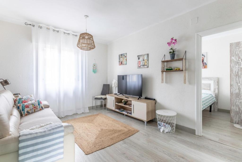 Zierbena Apartment | La Arena Beach Stay