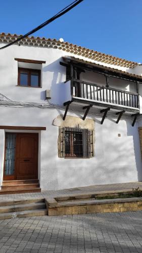 Cardenete House | La Casona de Roser