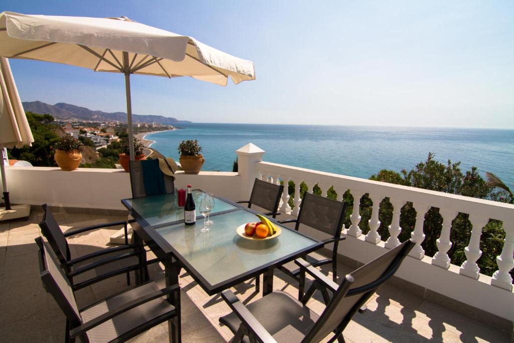 Urbanizacion Ladera del Mar Apartment | Ladera panorama