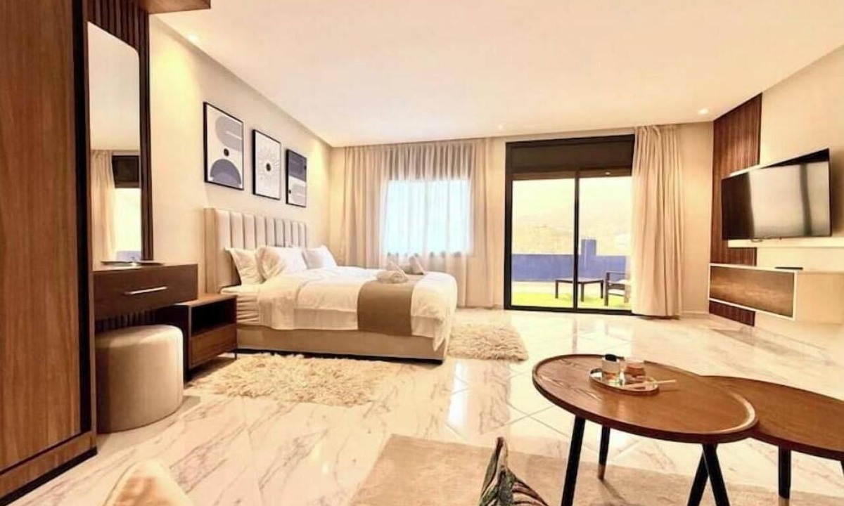 Al Hoceima Apartment | Luxury apartment with a large seaside terrace
