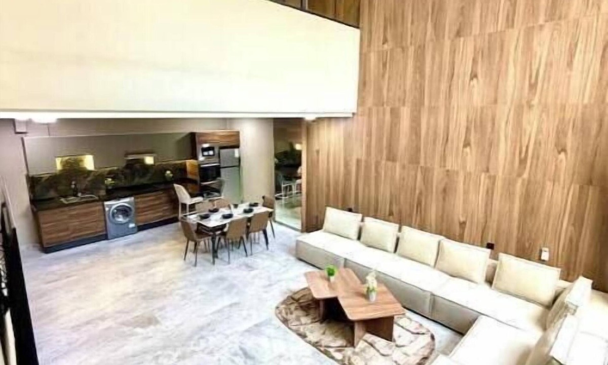 Ville Nouvelle Apartment | Luxurious apartment right in the heart of downtown!