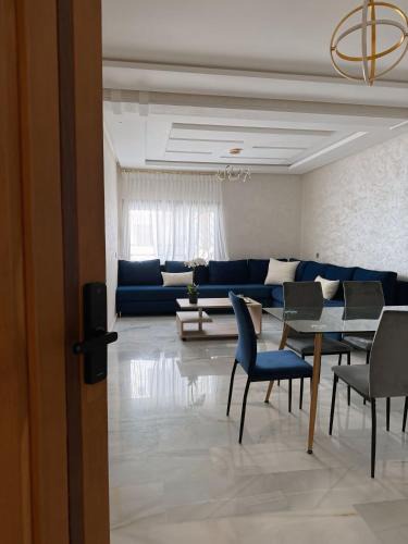 Quartier Mozart Apartment | Luxury Apartment 5 min Beach, TGV, City Mall