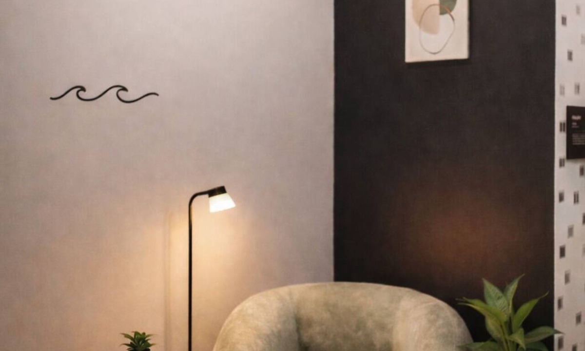 Imi Ouaddar Apartment | Luxury Dark Boho Walk to Beach Rooftop Balcony AC