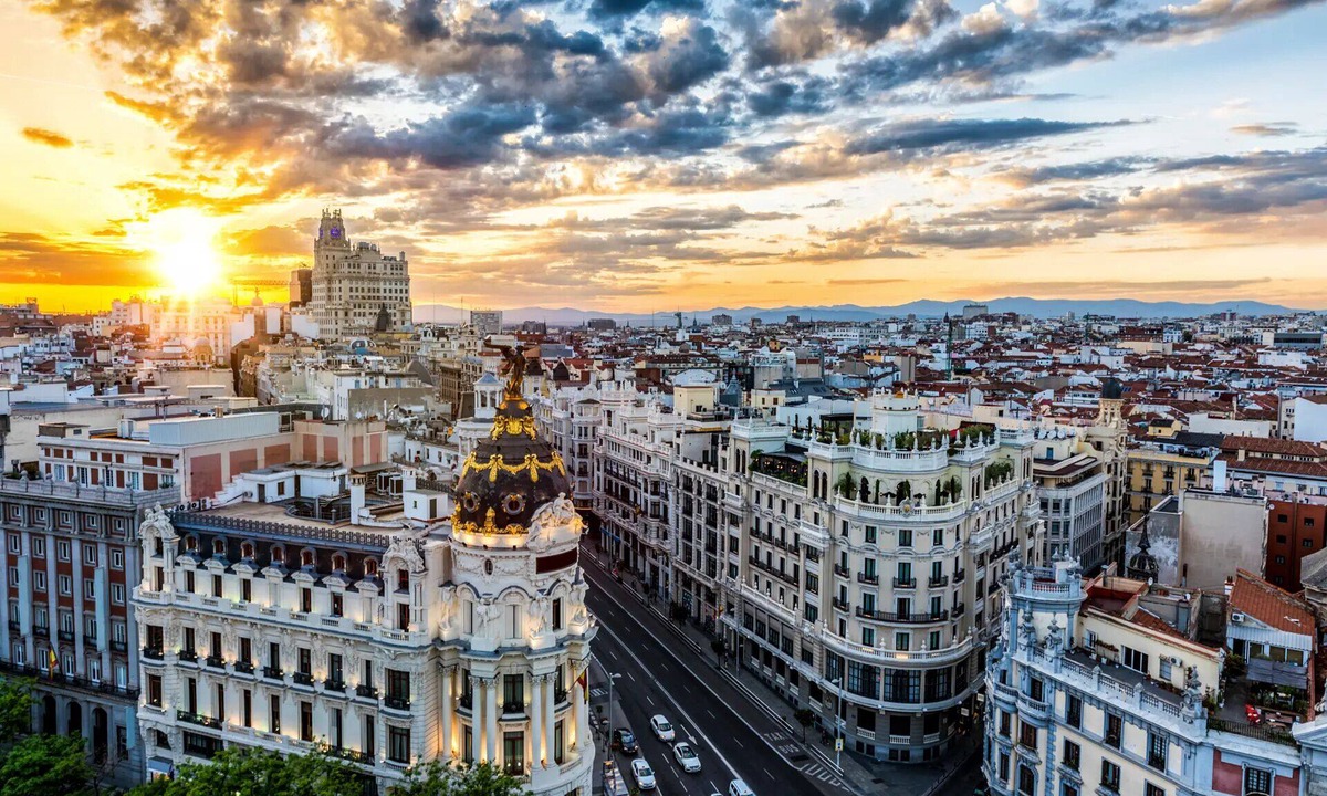 Embajadores Apartment | Madrid