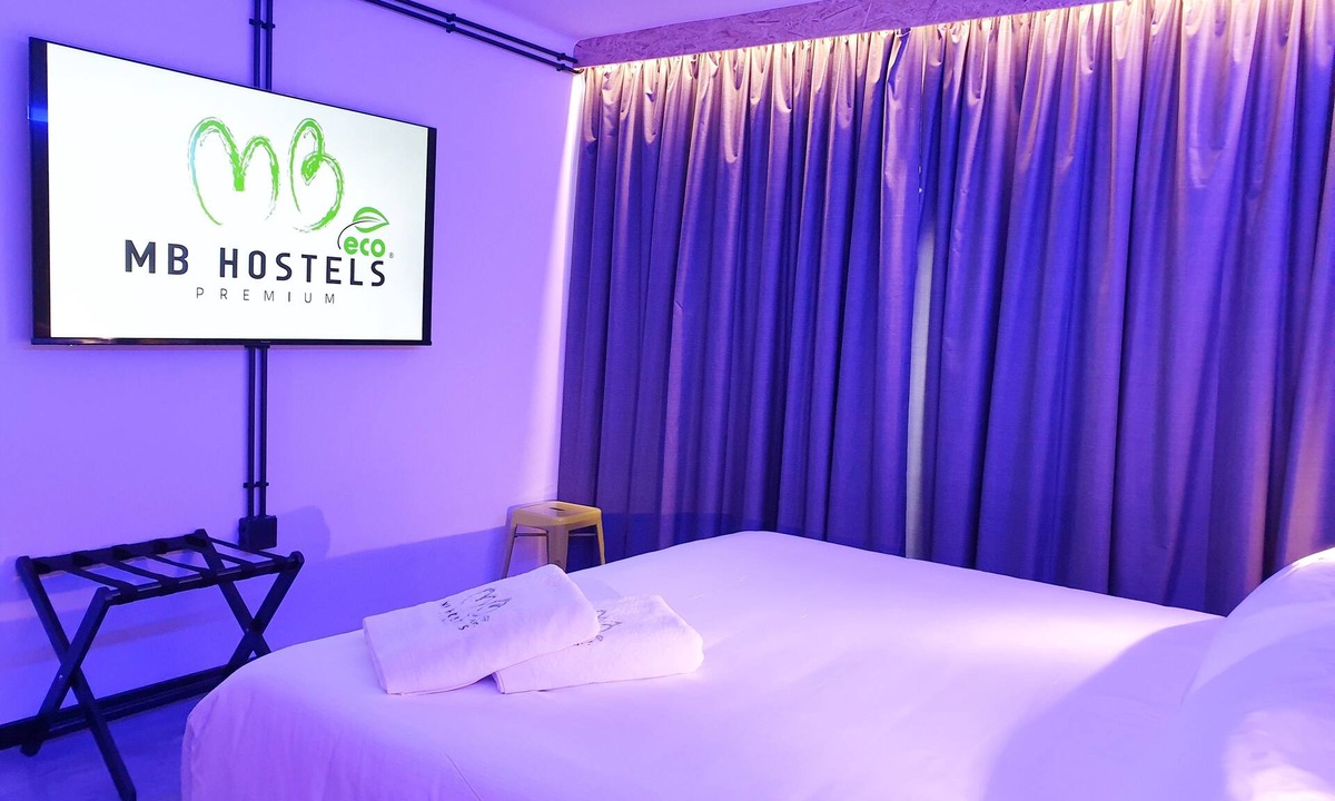 Nerja Hotel | MB Hostels Premium Eco