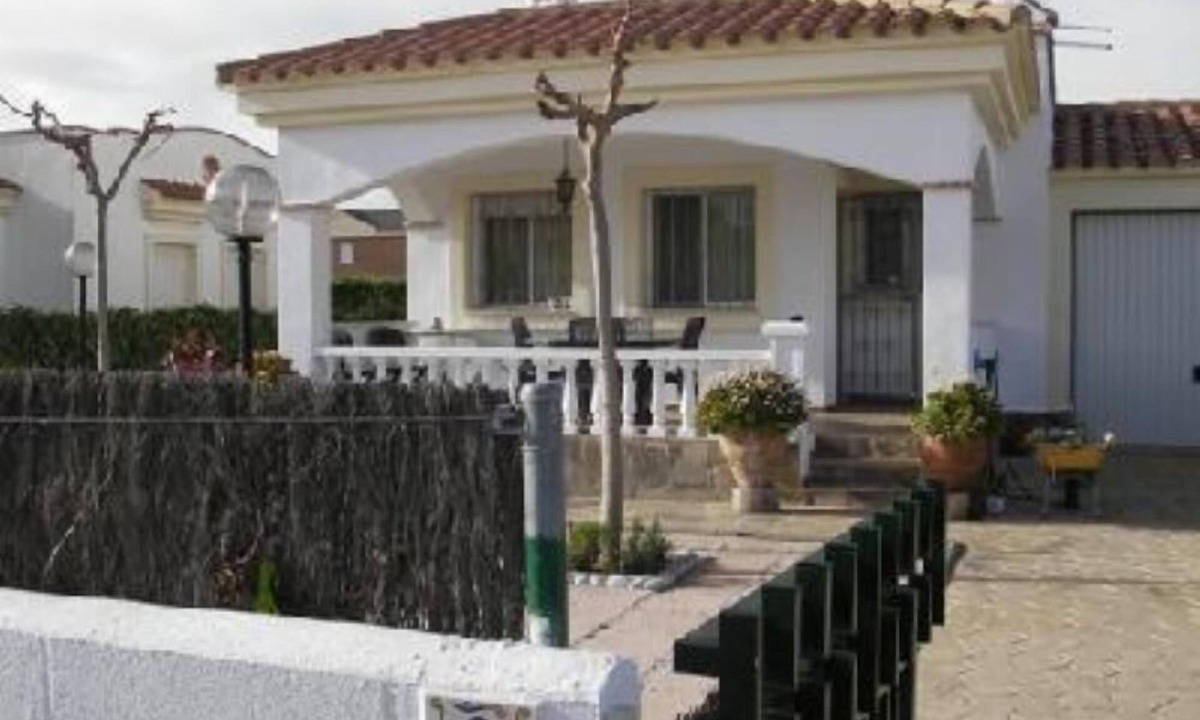 Riumar House | Quiet house, Garden, Huge beach 100m, Fishing (sea, river, boat)/Riomar