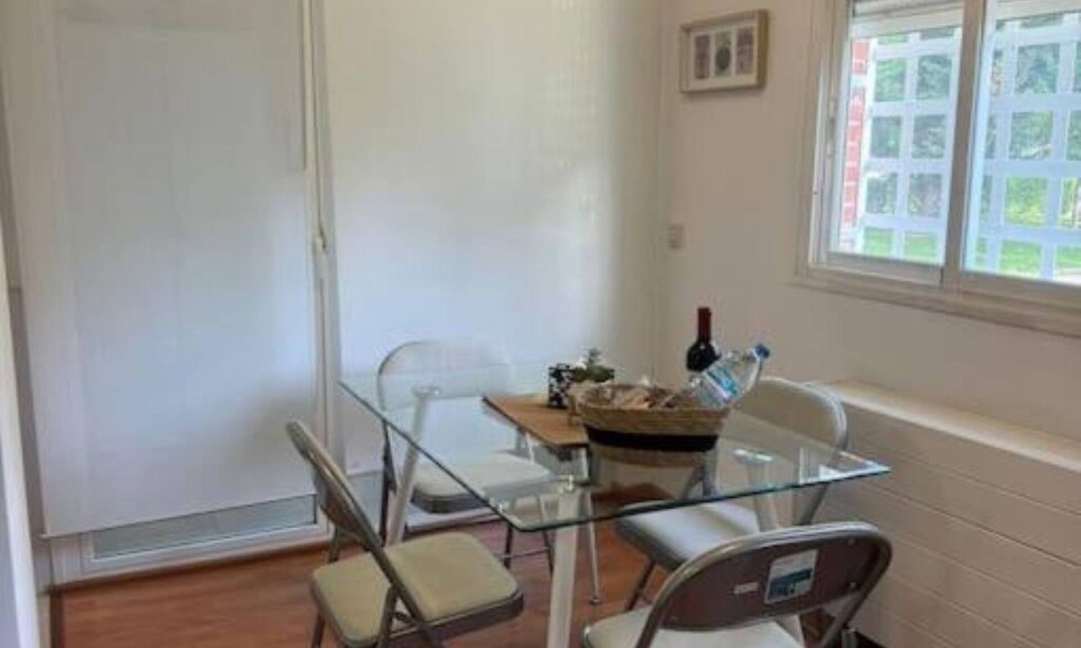 Los Valles Apartment | R1 CasaCafe Madrid Apartamento 1 habitación, 4 Personas
