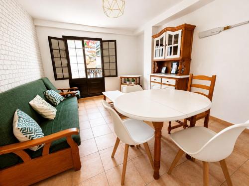 Cudillero Apartment | R2R - Apartamentos Rosa de los Vientos Cudillero - Popa 306B2