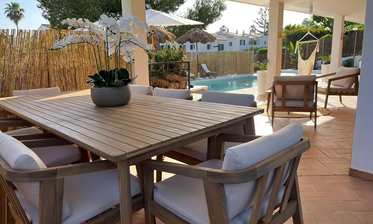 Sant Tomas Villa | Relax in Villa with Private Pool 1 Minute from the Beach - Pet Friendly!