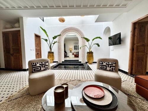 Mechouar-Kasbah Villa | Riad Costa 2 privates pools rooftop breakfast