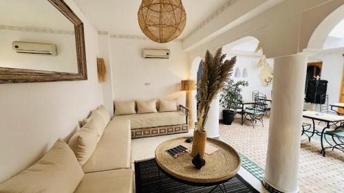 Kbour Chou Bed & Breakfast | Riad Sarah & Sabrina
