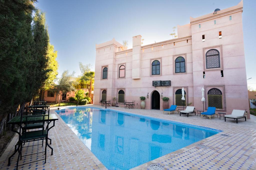 Sidi Abdallah Ghiat House | Riad Zinaida